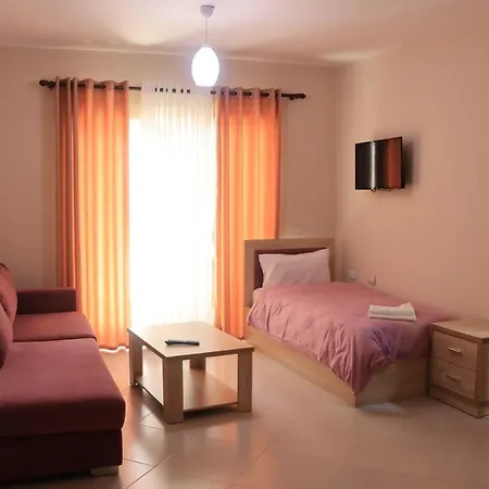 Kompleksi Caushi Hotell