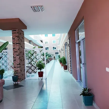 Kompleksi Caushi Hotell